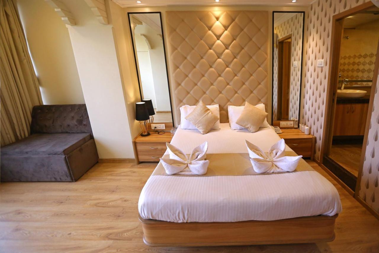 Gulf Hotel Mumbai- The Boutique Hotel Colaba Mumbai Exterior photo