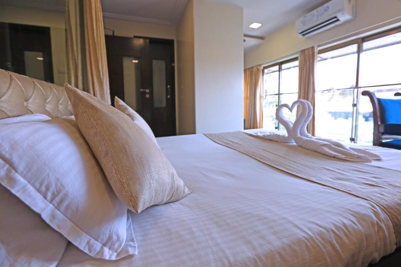 Gulf Hotel Mumbai- The Boutique Hotel Colaba Mumbai Exterior photo