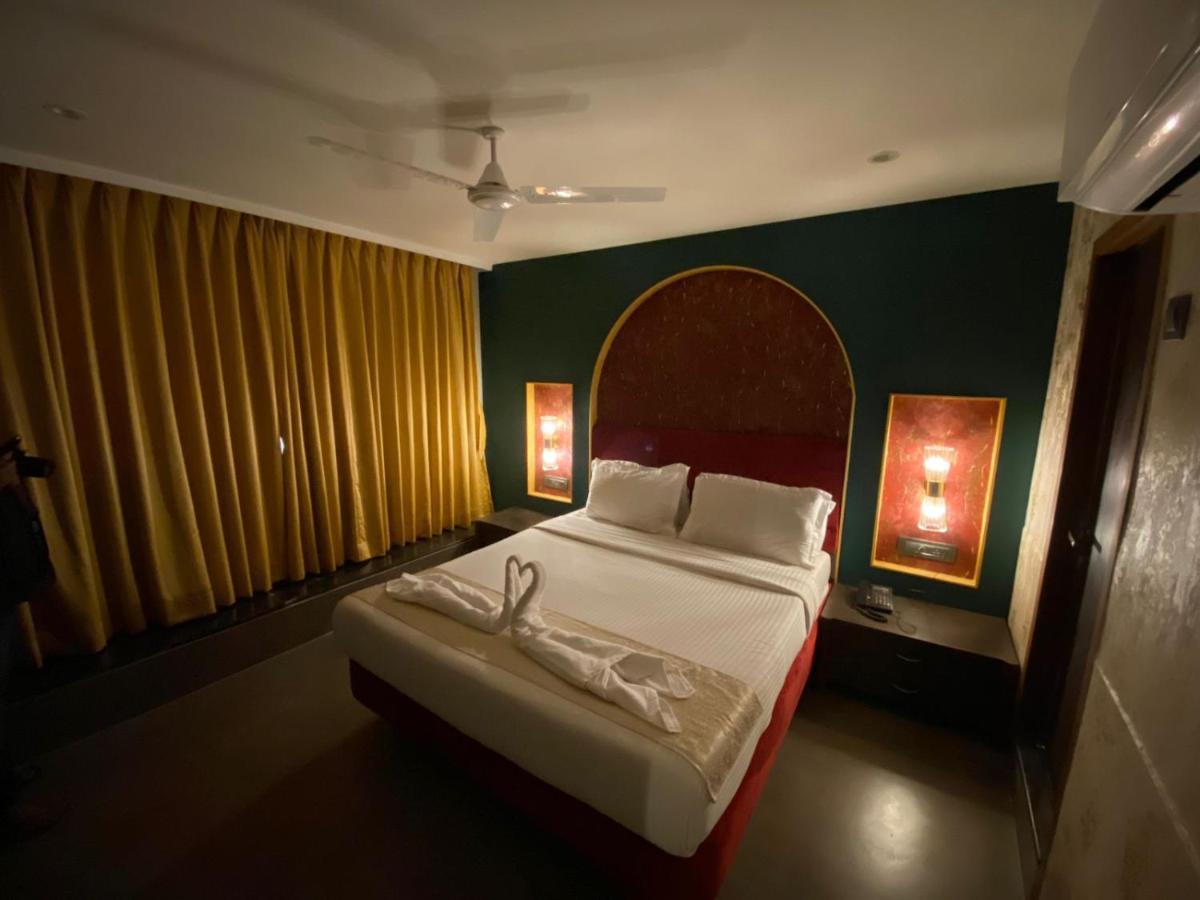Gulf Hotel Mumbai- The Boutique Hotel Colaba Mumbai Exterior photo