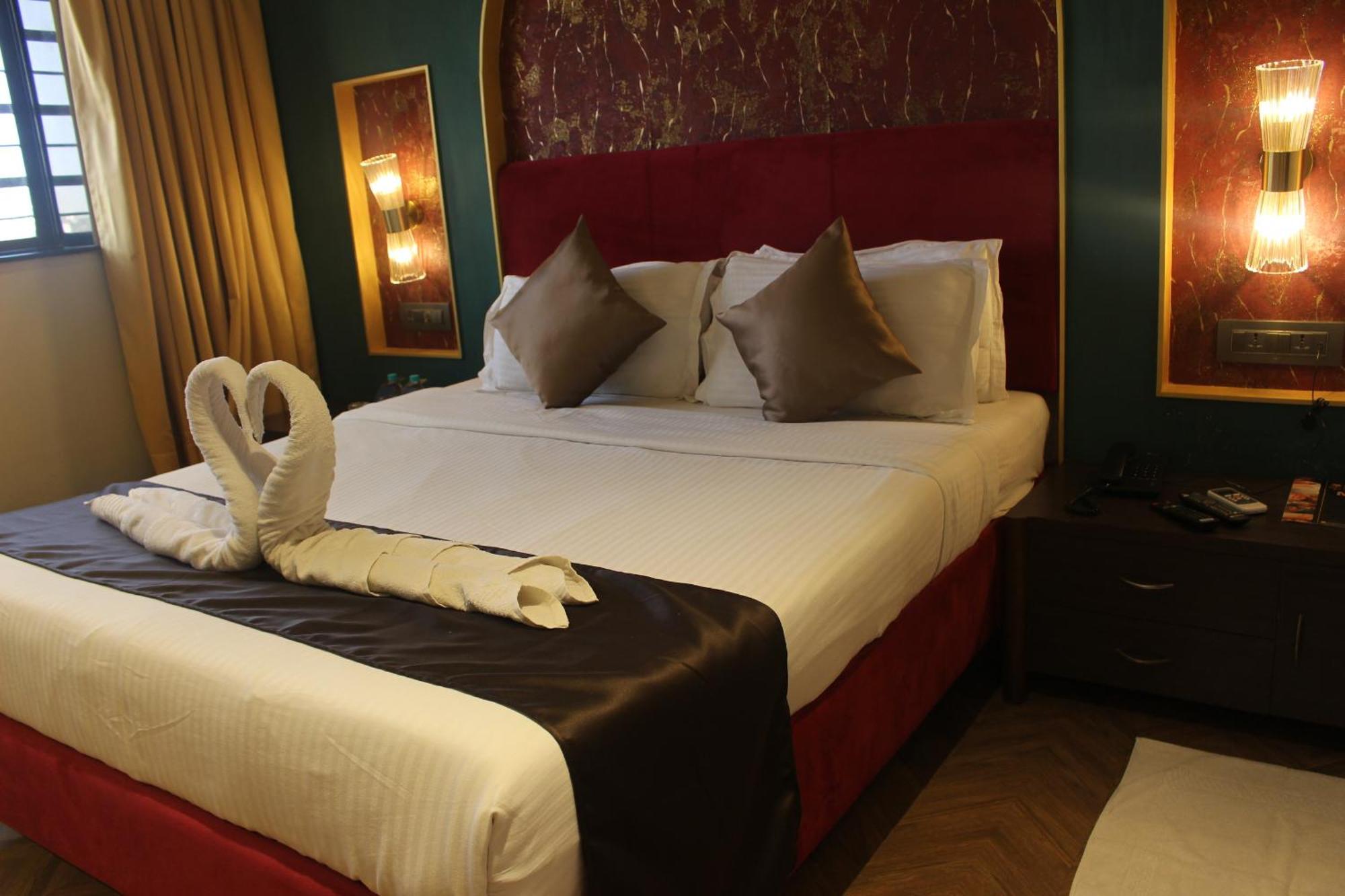 Gulf Hotel Mumbai- The Boutique Hotel Colaba Mumbai Exterior photo