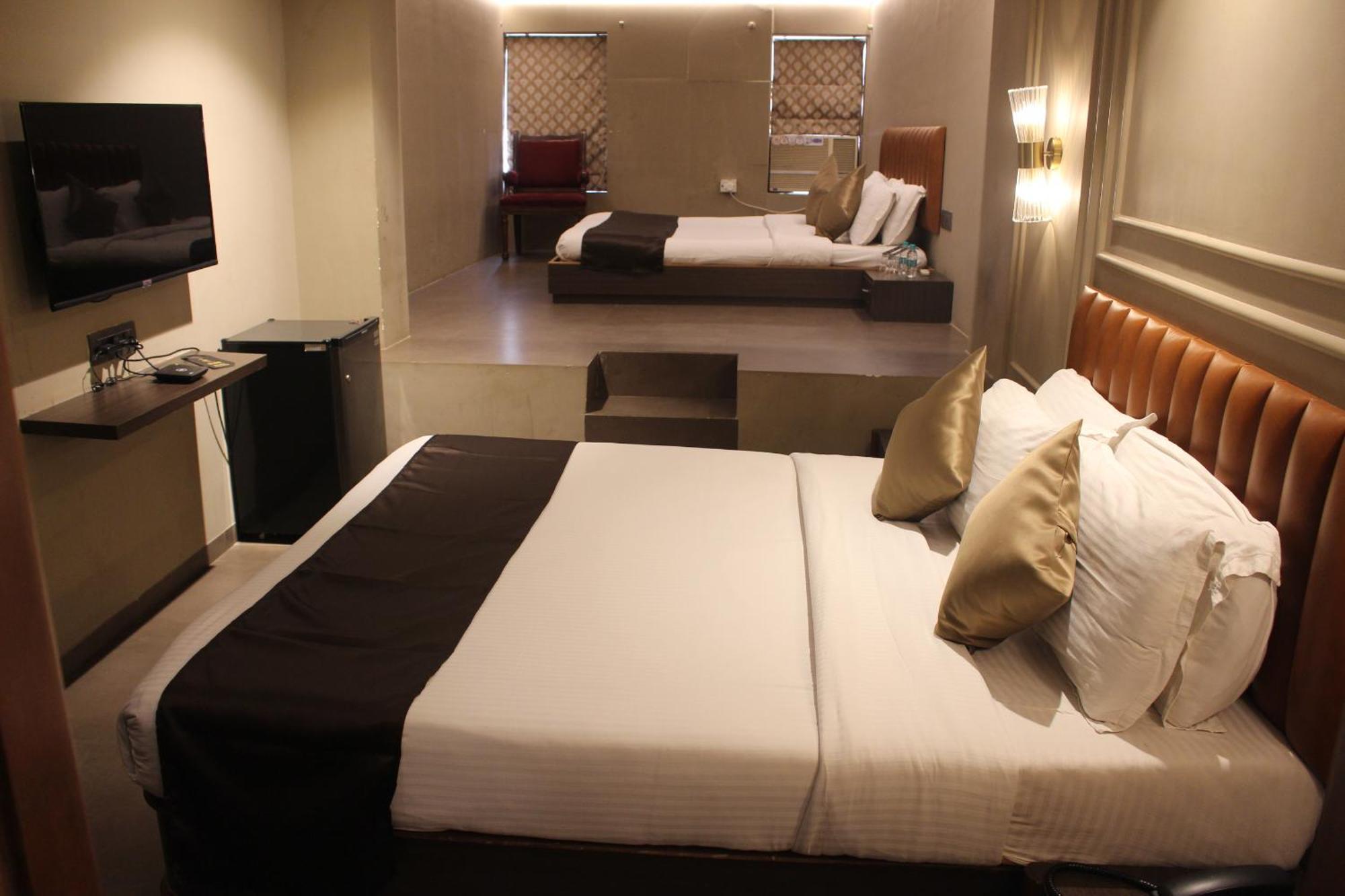 Gulf Hotel Mumbai- The Boutique Hotel Colaba Mumbai Exterior photo