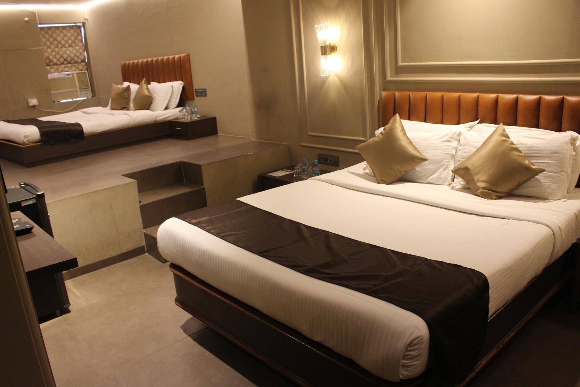 Gulf Hotel Mumbai- The Boutique Hotel Colaba Mumbai Exterior photo
