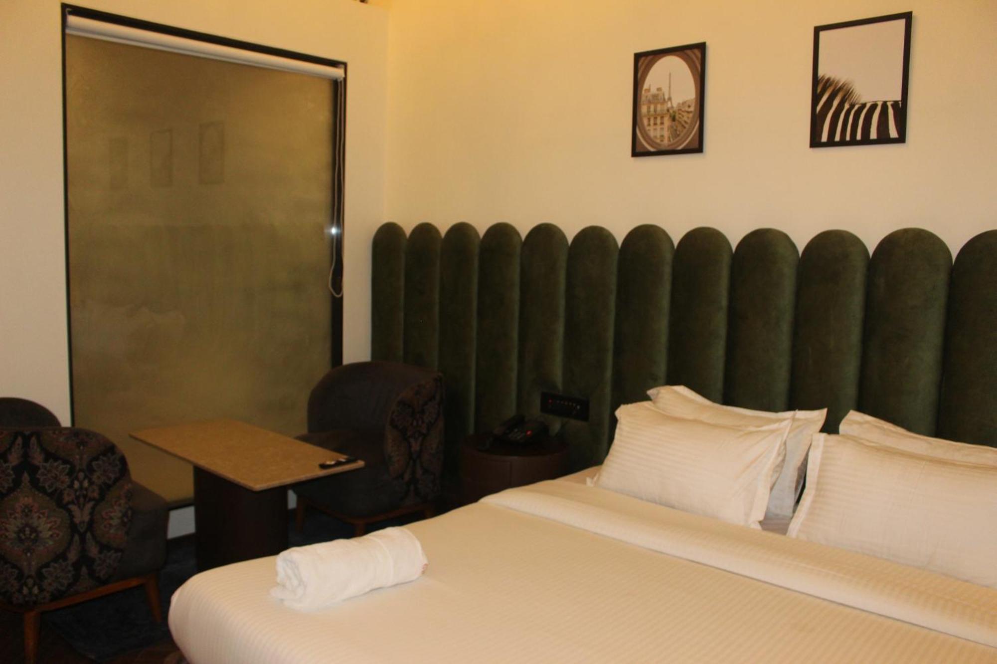 Gulf Hotel Mumbai- The Boutique Hotel Colaba Mumbai Exterior photo